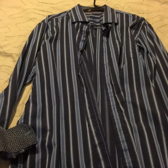 Bugatchi shapes fit Large - Picture 1 of 2